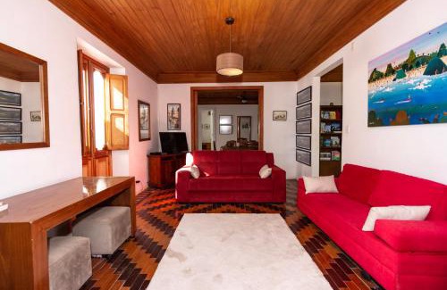 Santa Teresa Villa | Villa St Teresa do Porto: HarboursideVilla-SeaViews-Pool-BBQ-StarLink-6Bedrm