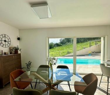 Alata Villa | Villa Standing - Piscine et Vue Mer