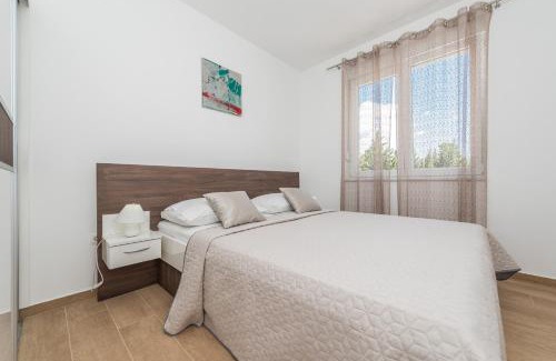 Zrce Apartment | Villa Star 5 luxury apartment with a pool