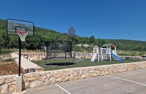 Slivno Villa | VILLA STARS HILL WITH HEATING POOL and JACUZZI - MAKARSKA