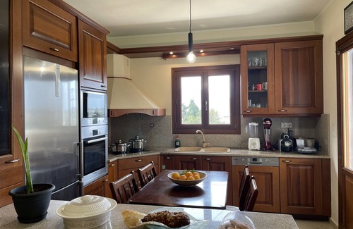 Engarai House | Villa Stelianna - Stately stone house at Eggares Village