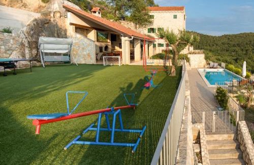 Slivno Villa | Villa Stolovi by Interhome