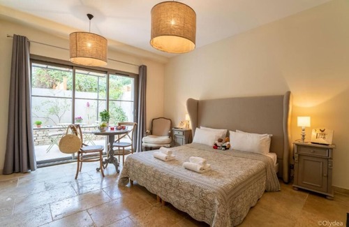 La Redorte Apartment | Villa Studio | Accès Piscine & Salle Bien-Être