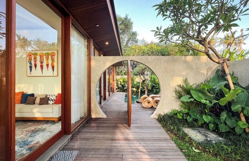 Lodtunduh Villa | Villa Suarga Des Anicca