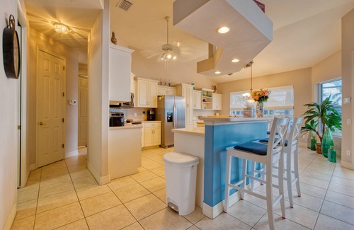 Cape Coral Villa | VILLA SUMMERLAND– HEATED POOL & SPA | GULF ACCESS | BOAT RENTAL + TOURS VOUCHER INCL.