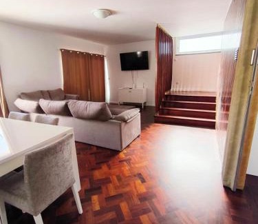 Camara de Lobos House | Villa Supranee Relaxation