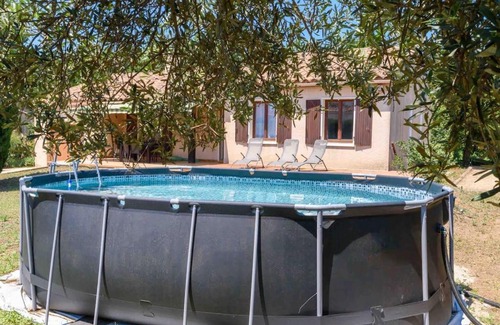 Salon-de-Provence House | Villa sur 1000m2 de jardin, piscine et boulodrome