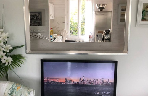 Le Pouliguen Villa | VILLA SUR LE PORT DU POULIGUEN - LA BAULE, REVEILLEZ-VOUS AVEC LES BATEAUX 😀