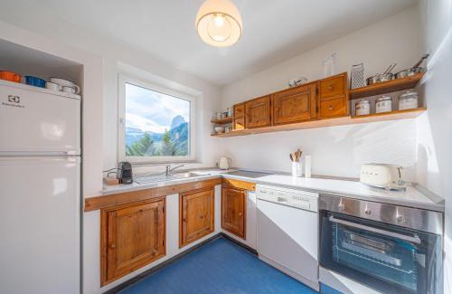 Ortisei Ski Chalet | Villa Suredl