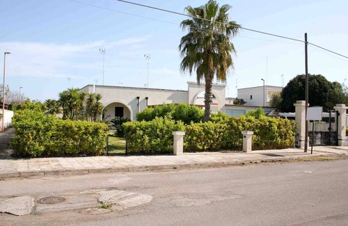 Torre dell'Orso House | Villa surrounded by greenery a few steps from the beach