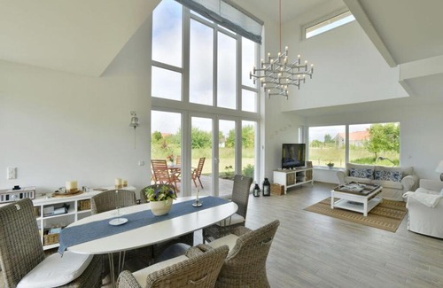 Trent Villa | Villa "Swallow's Nest"