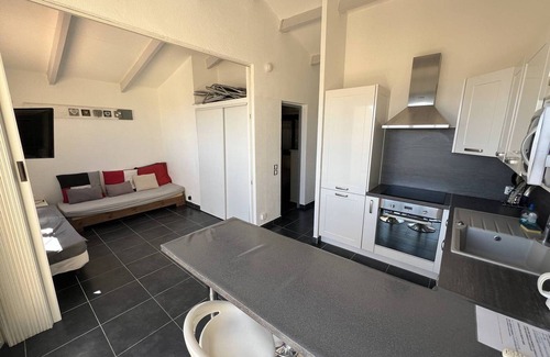Port Leucate Villa | Villa T3 3/4 pers - AC, WiFi, Parking - Port Leucate