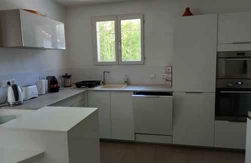 Cuges-les-Pins Villa | Villa T5 quiet pool near sea view terrace great panoramic hill clim