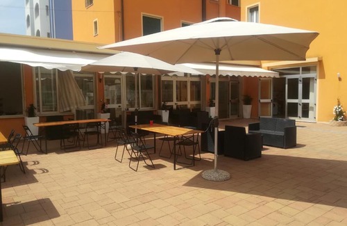 Misano Adriatico Hotel | Villa Tadini