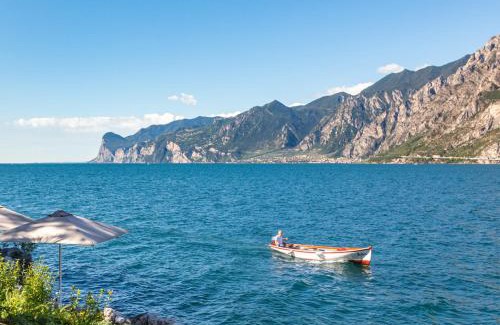Nago-Torbole Hotel | Villa Tempesta