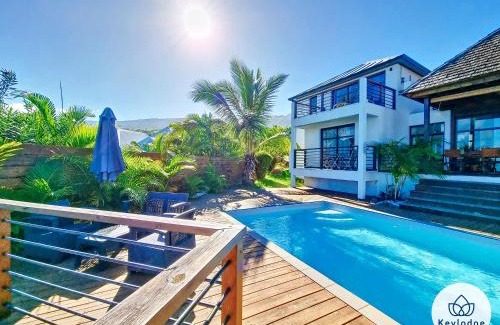 Le Portail Villa | Villa Thénor - Maison de 220 m2 avec piscine - Saint-Leu