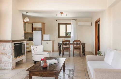 Kaligata Villa | Villa Theodoros - Three Bedroom Villa, Sleeps 6