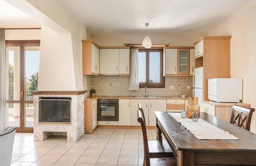 Kaligata Villa | Villa Theodoros - Three Bedroom Villa, Sleeps 6