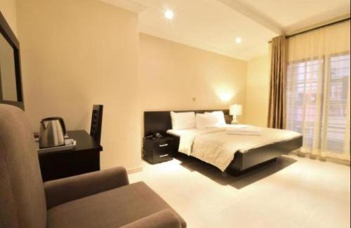 Lekki Phase 1 Hotel | Villa Thirty Three