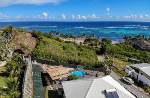Morel Villa | Villa Thomana, Piscine Privée, vue mer et Plage à 100 m !