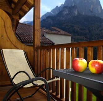 Siusi Apartment | Villa Tilia