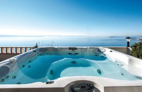 Podstrana House | Villa Tonka with jacuzzi