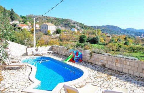 Orasac Villa | Villa Tony - Five Bedroom Villa with Terrace, Swimming Pool and Sea View