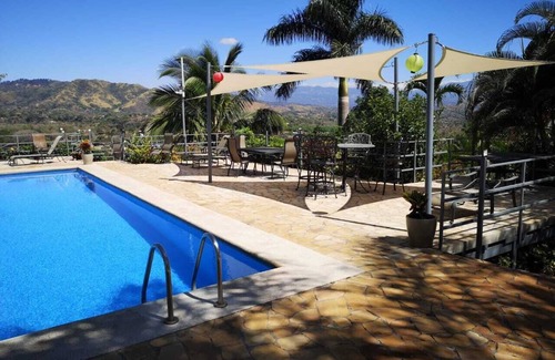 Atenas Villa | Villa Toscana Indescribable view Paradiac Atenas best climate in the world NG