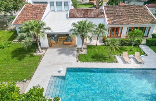 Tamarindo Villa | Villa Toscana Tamarindo- Elegant Villa