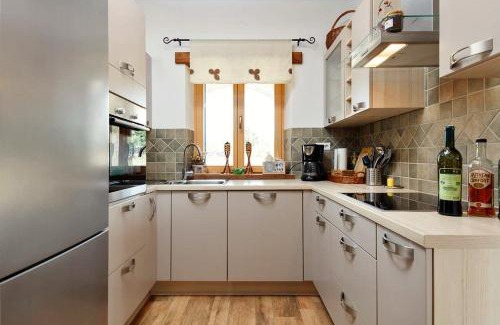 Primosten Burnji Villa | Villa Tovarovica