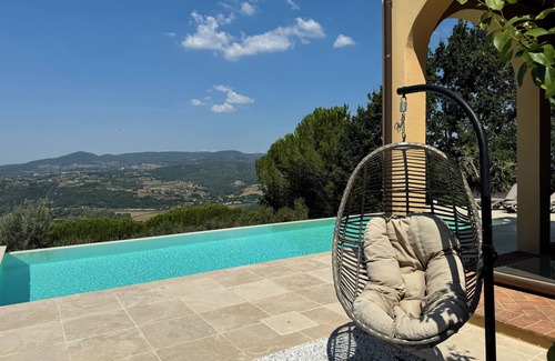 Montescudaio Villa | Villa Tramontalba - luxury villa, private infinity pool, spectacular panorama