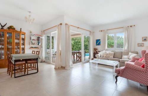 Coves Noves House | Villa Tres