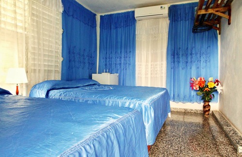 Artemisa Bed & Breakfast | Villa Tres Hermanas