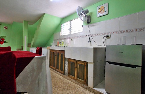 Artemisa Bed & Breakfast | Villa Tres Hermanas