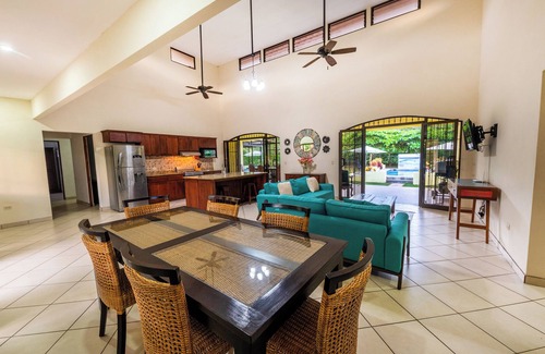 Esterillos Este Villa | Villa Tropical by Vacation Pura Vida