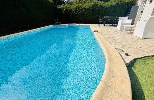 Le Cannet Villa | Villa Tropicannes Pool 5 bedrooms
