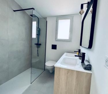 Le Cannet Villa | Villa Tropicannes Pool 5 bedrooms