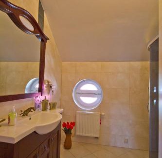 Leba House | Villa Tropikana