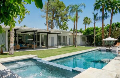 Twin Palms Villa | Villa Turner Deer Camp