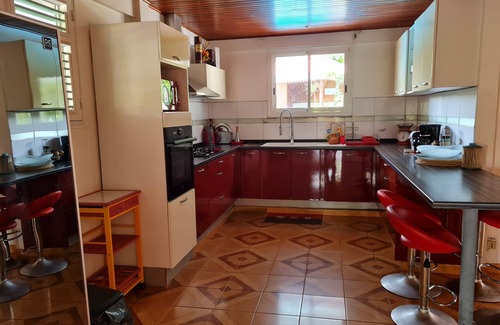 Le Lamentin Villa | VILLA TYPE F4 SWIMMING POOL JACUZZI