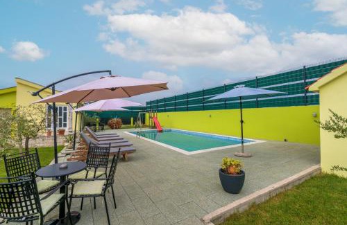 Komin Villa | Villa Usce
