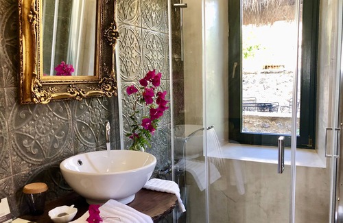 Megali Mantineia Hotel | Villa Vager Mani