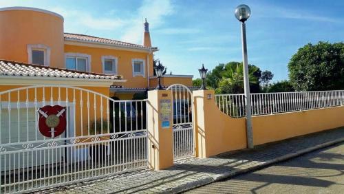 Mato Serrao Villa | Villa Vale De Lapa, Amazing Sea Views, Heated Swimming Pool, Jacuzzi, Ac - Stunning House