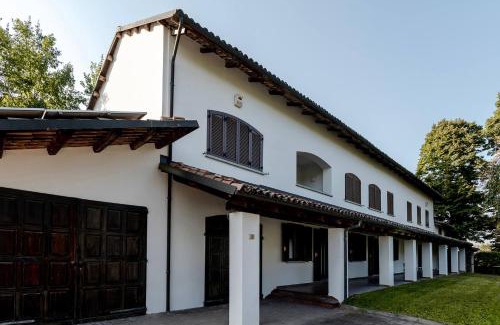 Castelnuovo Calcea Villa | Villa Valleggia with pool