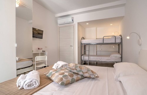 Marina di Ragusa Apartment | Villa vani guest house