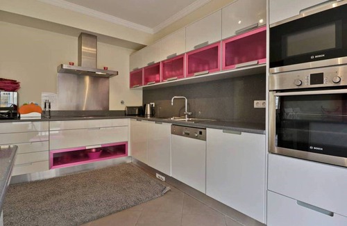 Vale do Garrao Villa | Villa Varandas Do Lago | 5 Bedroom villa | Private Pool | Table tennis | A.