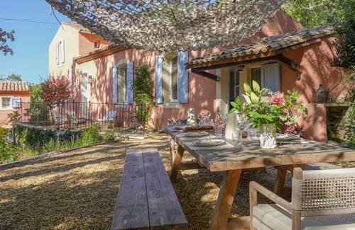 Saignon Villa | Villa Vauvert, enchanting country residence with private infinity pooln