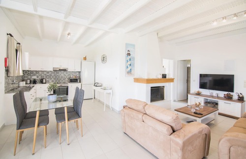 Petaleia Villa | Villa Venetia