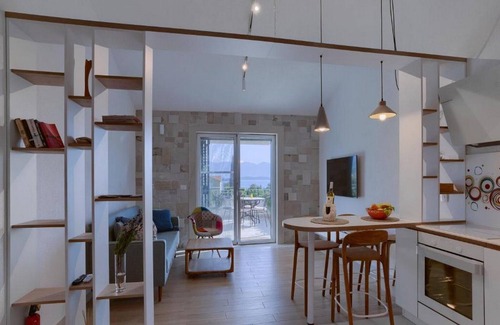 Loviste Villa | Villa Vera -Three Bedroom Villa with Terrace