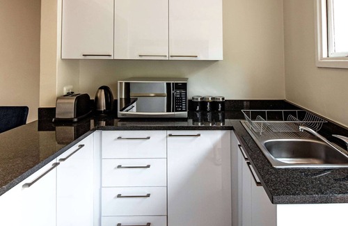 Sandown Apartment | Villa Via Executive Suites